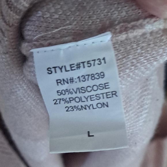 Debut Pink & White Heart and Flower Checkered Sweater – Size L - Picture 5 of 5